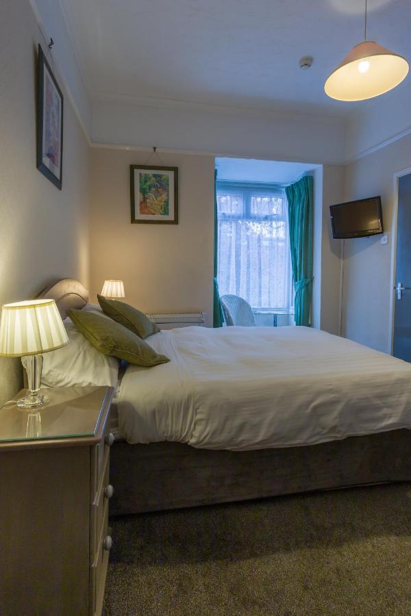 The Rosscourt Hotel (Adults Only) Bournemouth Bagian luar foto