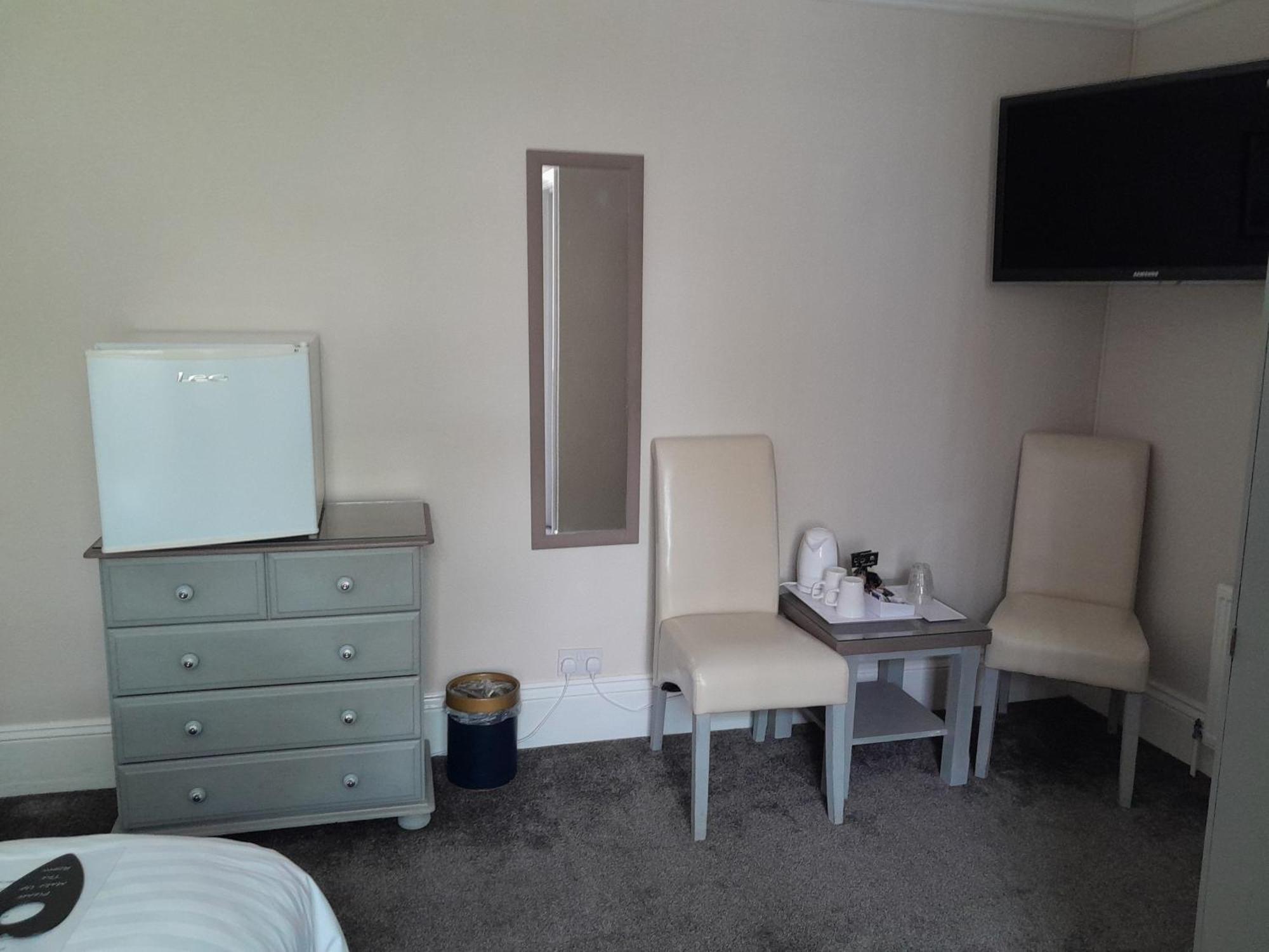 Relax At Rosscourt Guest House-Free On Site Parking (Adults Only) Bournemouth Bagian luar foto