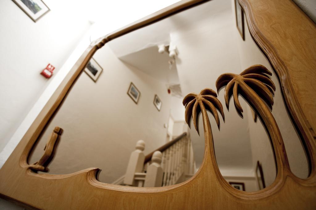 Relax At Rosscourt Guest House-Free On Site Parking (Adults Only) Bournemouth Bagian luar foto